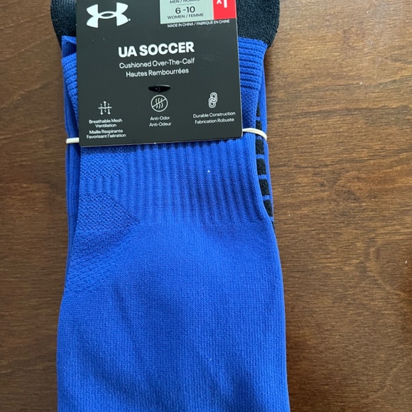 COPY - Under Armour unisex 3 pairs UA Soccer cushioned over the calf socks - Picture 3 of 4